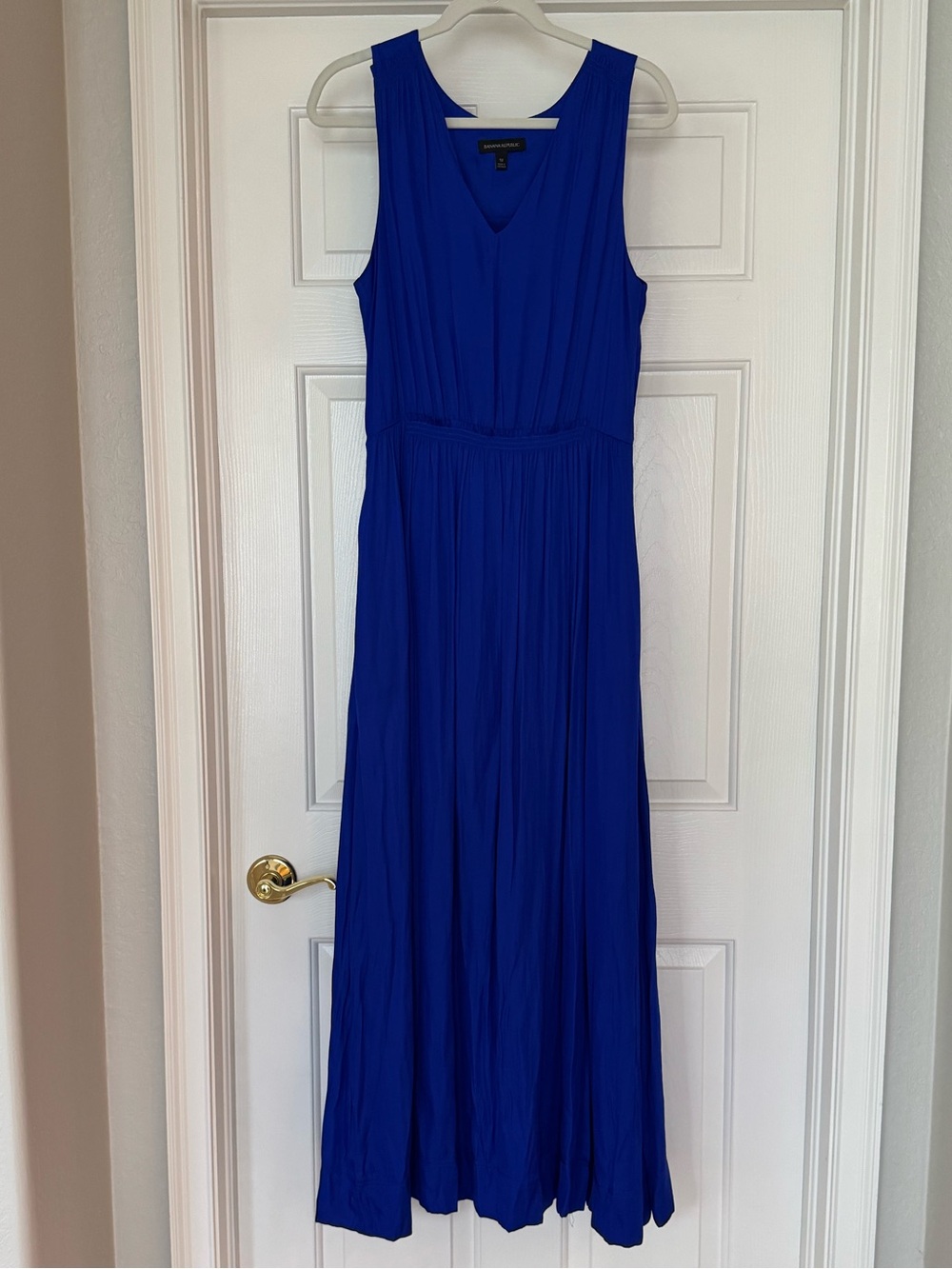 Banana Republic Flowy Blue Sleeveless Maxi Dress